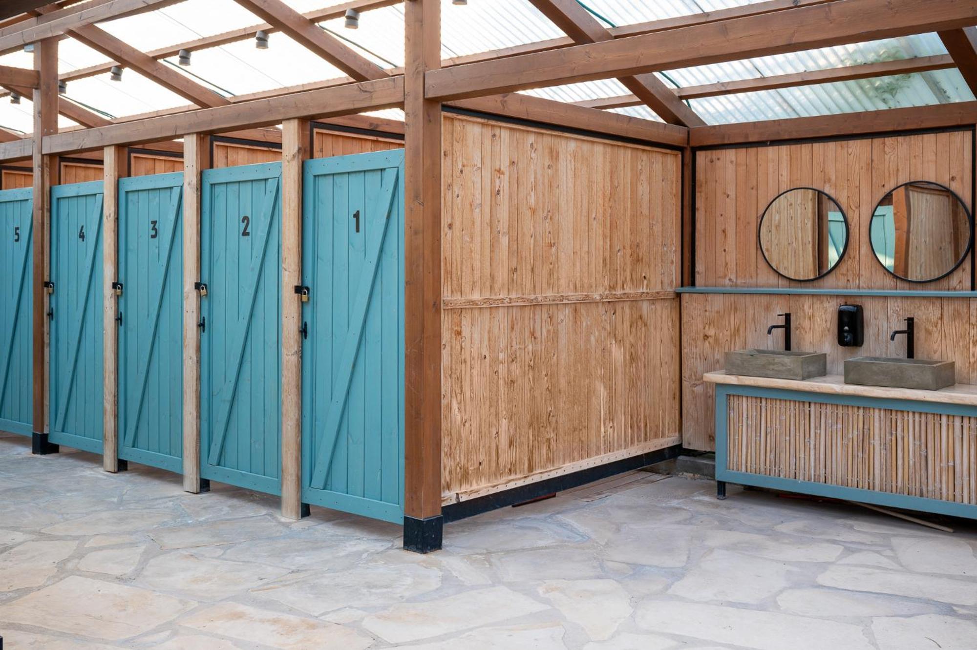 Layla Glamping Hotel Нир Давид Екстериор снимка
