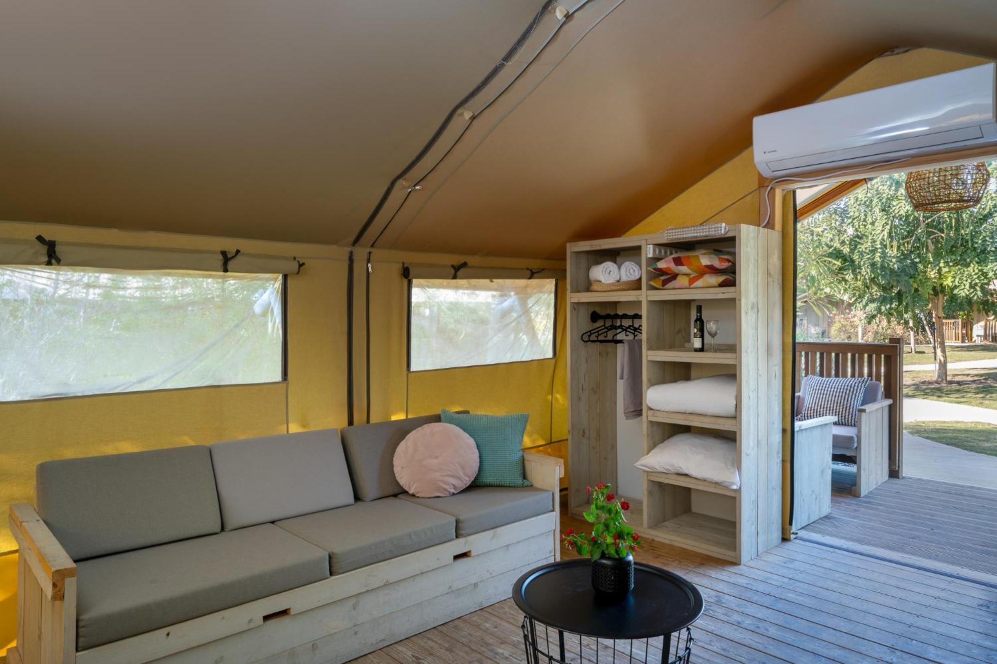 Layla Glamping Hotel Нир Давид Екстериор снимка